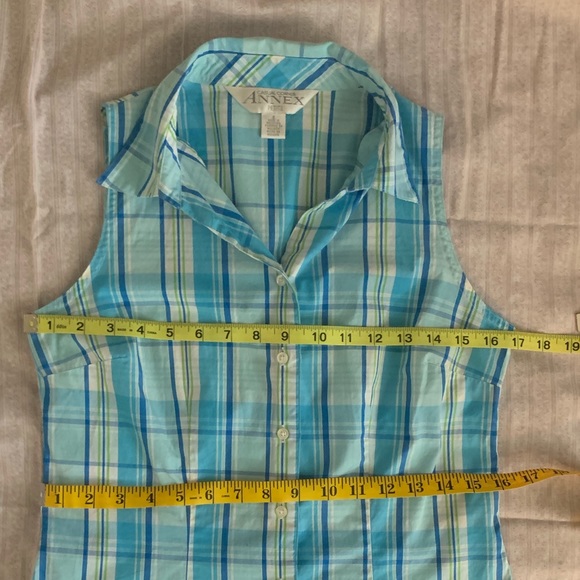 Casual Corner Annex Shirt Blue Plaid Sleeveless Collared Button Up - Picture 6 of 7